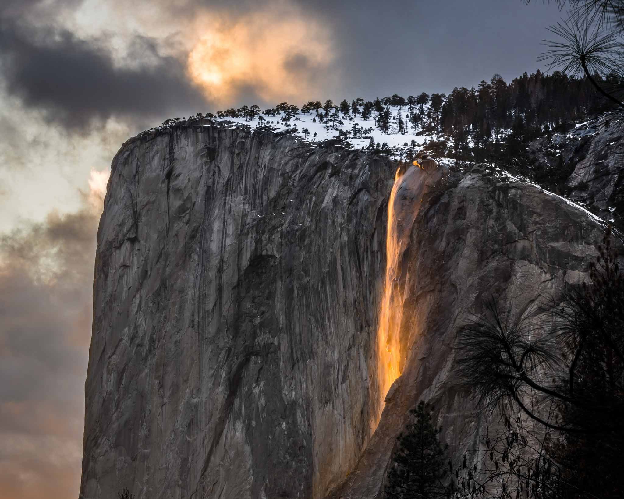 horsetail falls on fire