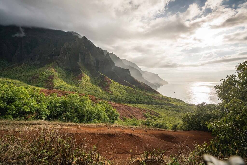 golden hour na pali coast kalaulau trail backpacking trip