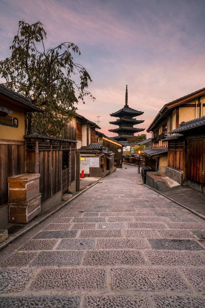 kyoto japan empty street sunrise colors
