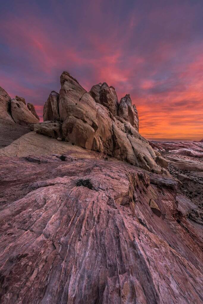 sunrise in valley of fire state park